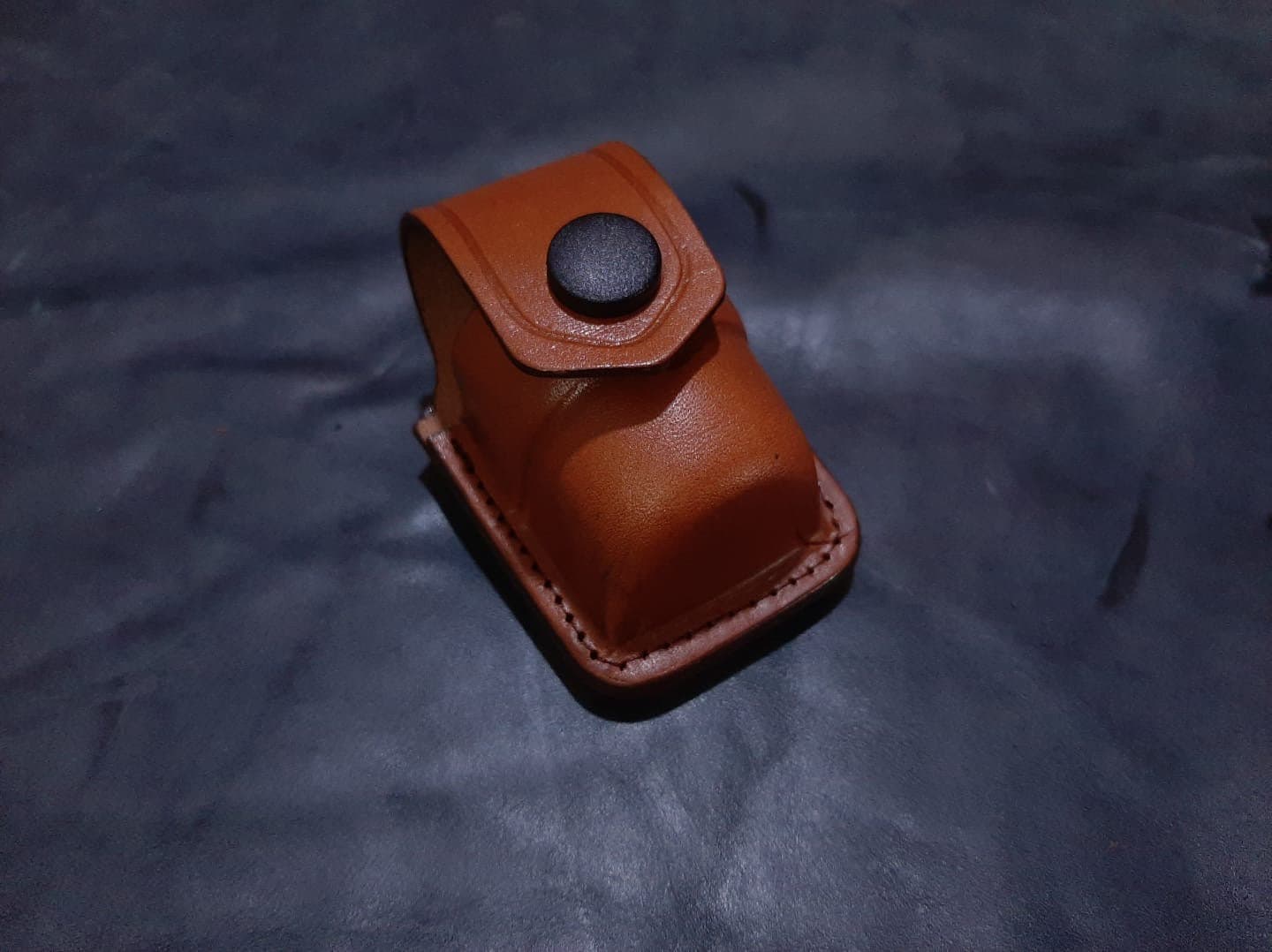 KM002-5S Leather Single Speed Loader Pouch With Belt Clip