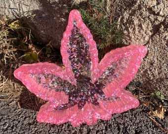 Iridescent Leaf Ashtray: Girly Stoner Accessories