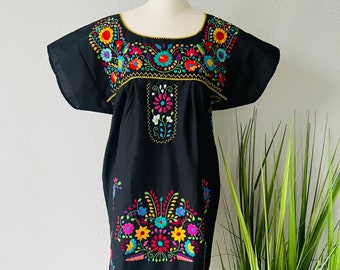 Vestido artesanal mexicano “Cozumel”/Vestido mexicano para mujer/Womens mexican dress/Vestido para mujer hecho en Mexico/Vestido bordado