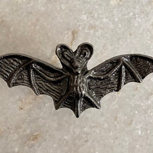 Cast iron Bat knob, Kitchen cabinet knobs, wardrobe knobs, black cast iron knobs, rustic cast iron knobs, drawer knobs, cabinet pull