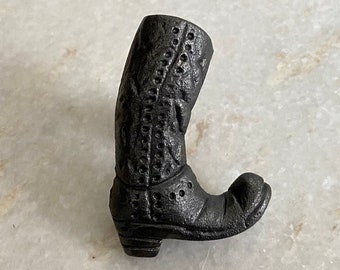 Cast Iron Boot Knob: Rustic Cabinet Drawer Pull