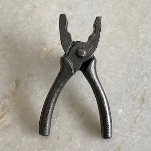 Chain Pliers Heavy-duty Cast-iron Repair Part Tool Will Last Forever 