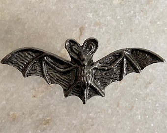 Cast iron Bat knob, Kitchen cabinet knobs, wardrobe knobs, black cast iron knobs, rustic cast iron knobs, drawer knobs, cabinet pull