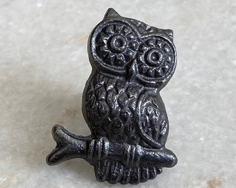 Rustic Cast Iron Owl Knob - Kitchen Cabinet Drawer Pull