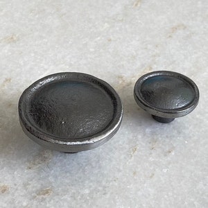 Cast iron Round knob, Kitchen cabinet knobs, wardrobe knobs, black cast iron knobs, rustic cast iron knobs, drawer knobs, cabinet pull