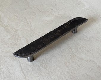 Hand-Forged Textured Rustic Iron Handle – Handcrafted Drawer Pull for Kitchen, Cabinets or Dressers