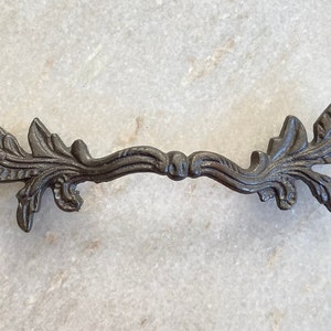 Cast iron handle with leaf design, Kitchen cabinet handles, wardrobe handles, black cast iron handles, rustic cast iron handles,iron handles