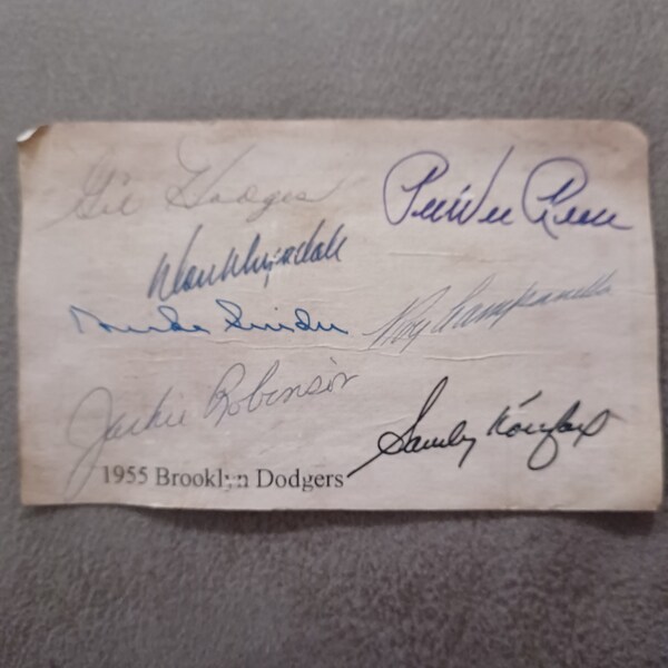 JACKIE ROBINSON Signed Team Photo. Brooklyn Dodgers 1955