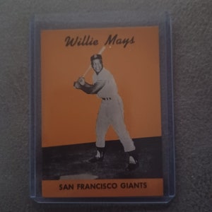 Willie Mays baseball card as shown. Ex Cond