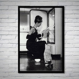 Audrey Hepburn vintage photograph - retro wall art - Audrey Hepburn photo print - Old Hollywood posters - Housewarming gift ideas