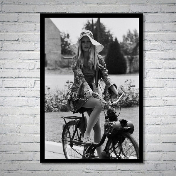 Brigitte Bardot SPECIAL OFFER vintage photograph - 16x20''/ 40x50 cm - Brigitte Bardot photo print - Old Hollywood posters