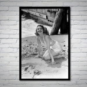 Ava Gardner vintage photograph - retro wall art - Ava Gardner photo print - Old Hollywood posters - Housewarming gift ideas
