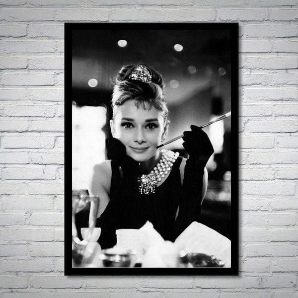 Audrey Hepburn vintage photograph - retro wall art - Audrey Hepburn photo print - Old Hollywood posters - Housewarming gift ideas