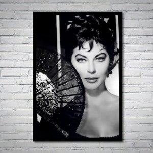 Ava Gardner vintage photograph - retro wall art - Ava Gardner photo print - Old Hollywood posters - Housewarming gift ideas