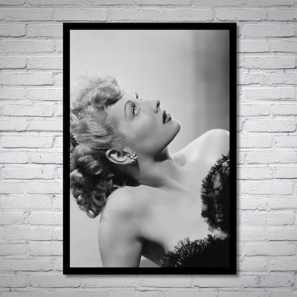 Lucille Ball vintage photograph - retro wall art - Lucille Ball photo print - Old Hollywood posters - Housewarming gift ideas