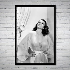 Rita Hayworth vintage photograph - retro wall art - Rita Hayworth photo print - Old Hollywood posters - Housewarming gift ideas