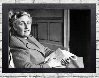 Agatha Christie vintage photograph - retro wall art - Agatha Christie photo print - Iconic posters - Housewarming gift - inspirational gifts