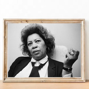 Toni Morrison vintage photograph - retro wall art - Toni Morrison photo print - Iconic poster - Housewarming gift ideas - inspirational gift
