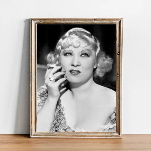 Mae West vintage photograph - retro wall art - Mae West photo print - Old Hollywood poster - Housewarming gift ideas - boudoir decor