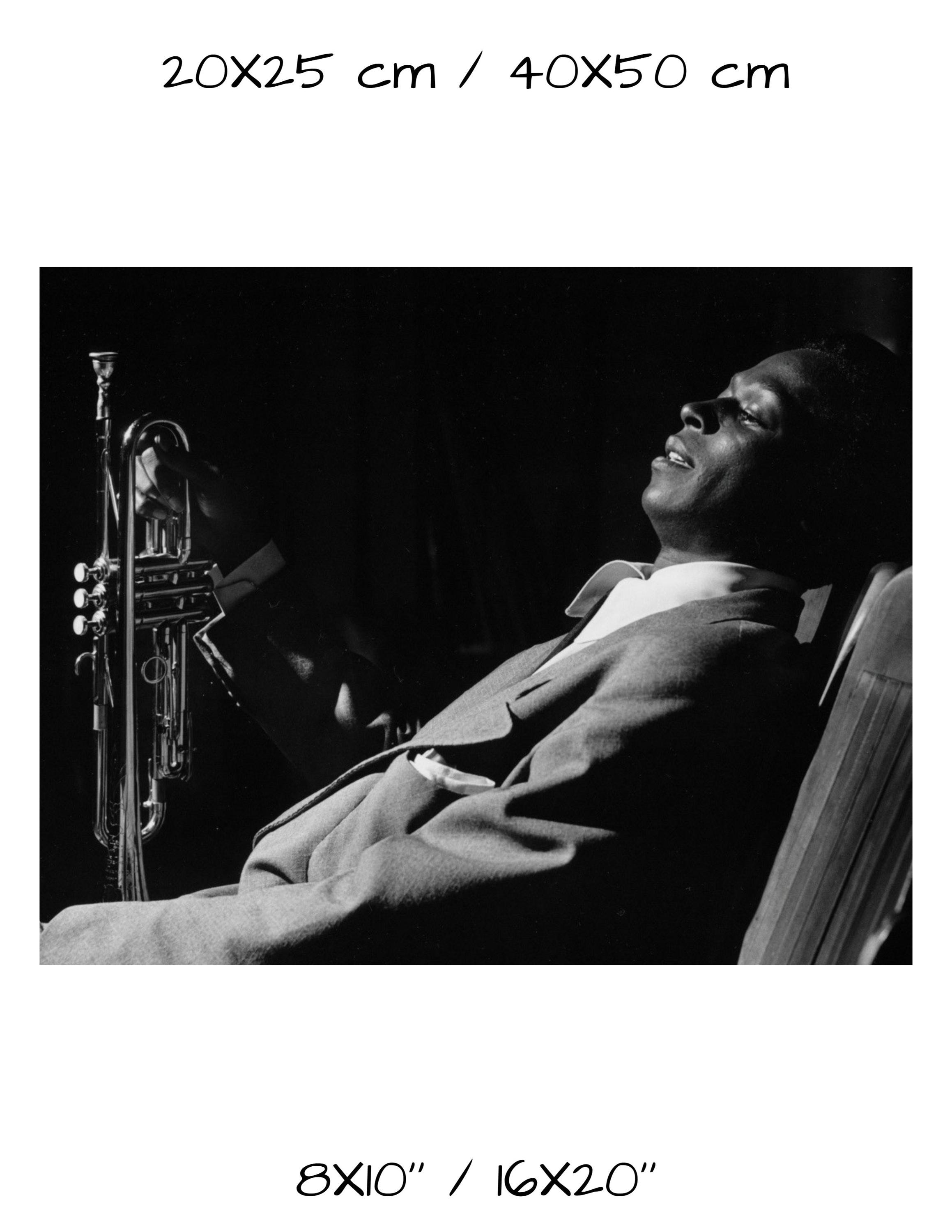 ★スペシャル ヴィンテージ！マイルスデイヴィス JAZZ ポスター(額付) ヴィンテージのマイルス・デイヴィスの写真：レトロなジャズ音楽