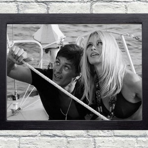 Brigitte Bardot und Alain Delon Vintage Fotografie - Retro Wandkunst - Bardot und Delon Fotodruck - Altes Hollywood Poster - Sommer Haus Deko