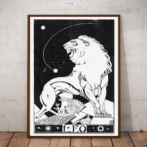 May include: Black and white illustration of a lion with a star-filled sky background. The lion is facing right and has a mane. The image includes the text "1* LEO".