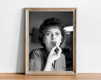 Sophia Loren Vintage Photo Print - Classic Hollywood Movie Poster