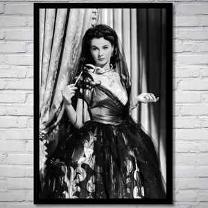 Vivien Leigh vintage photograph - retro wall art - Vivien Leigh photo print - Old Hollywood posters - Housewarming gift ideas - Femme fatale