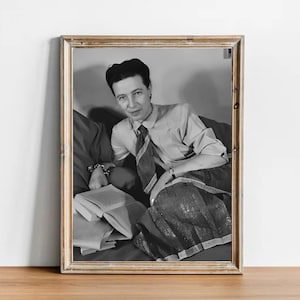 Simone de Beauvoir vintage photograph - retro wall art - de Beauvoir  photo print - Iconic poster - Housewarming gift - inspirational gift