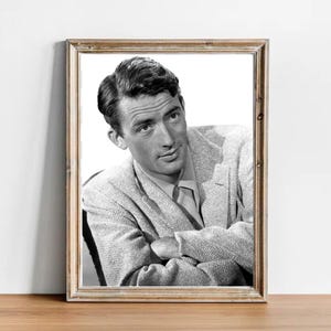 Gregory Peck vintage photograph - retro wall art - Gregory Peck photo print - Old Hollywood elegant posters - Housewarming gift ideas