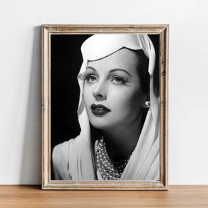 Hedy Lamarr vintage photograph - retro wall art - Hedy Lamarr photo print - Old Hollywood posters - Housewarming gift ideas