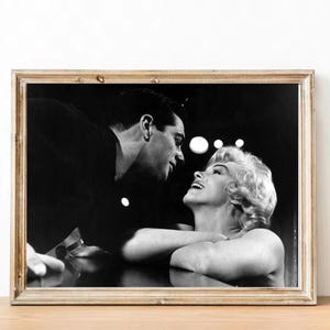 Marilyn Monroe und Yves Montand Vintage Fotografie - Retro Wandkunst - Film Foto Druck - Altes Hollywood Poster - Geschenkidee