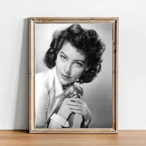Ava Gardner vintage photograph - retro wall art - Ava Gardner photo print - Old Hollywood posters - Housewarming gift ideas
