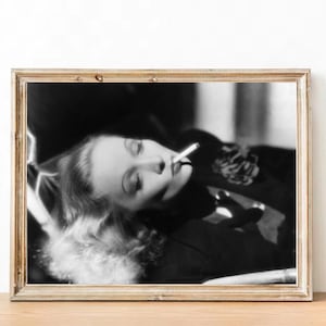 Marlene Dietrich vintage photograph - retro wall art - Marlene Dietrich photo print - Old Hollywood posters - Housewarming gift ideas