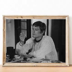 Photographie vintage d'Alain Delon - art mural rétro - impression photo Alain Delon - vieilles affiches hollywoodiennes élégantes - idées cadeaux de pendaison de crémaillère