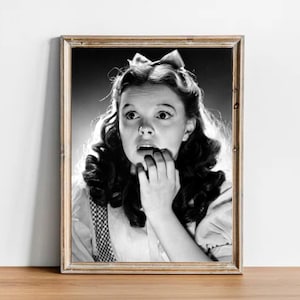Judy Garland vintage photograph - retro wall art - Judy Garland photo print - Old Hollywood posters - Housewarming gift ideas