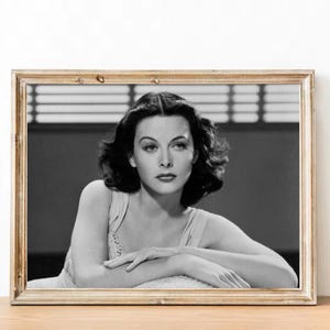 Hedy Lamarr vintage photograph - retro wall art - Hedy Lamarr photo print - Old Hollywood posters - Housewarming gift ideas