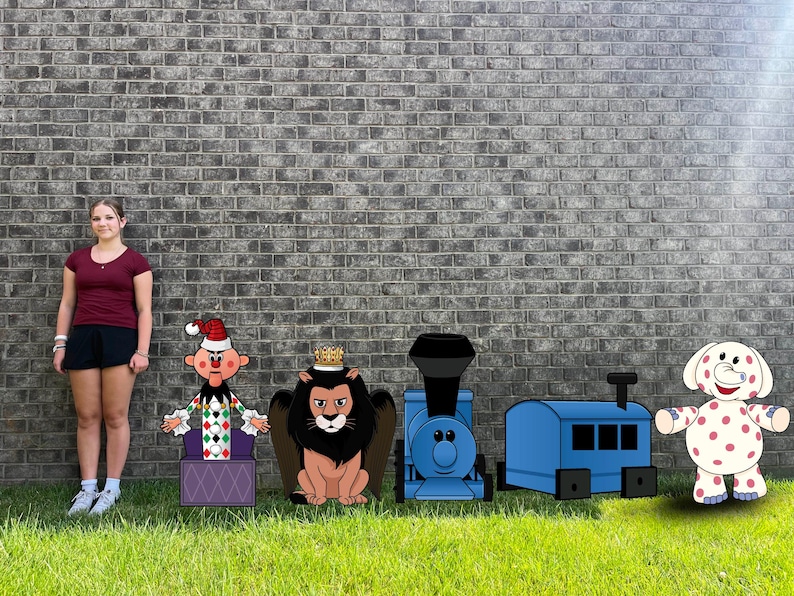 Misfit toys yard decorations, 37" tall set of 5 pieces. rigid sturdy christmas decor image 1