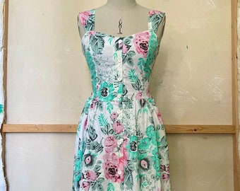 Vintage 1980s does 1950s Floral Cotton Day Dress with Sweetheart Neckline, UK 8-12