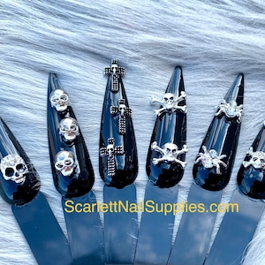 10 pieces Halloween Skull / Spider Nail Charm 3D