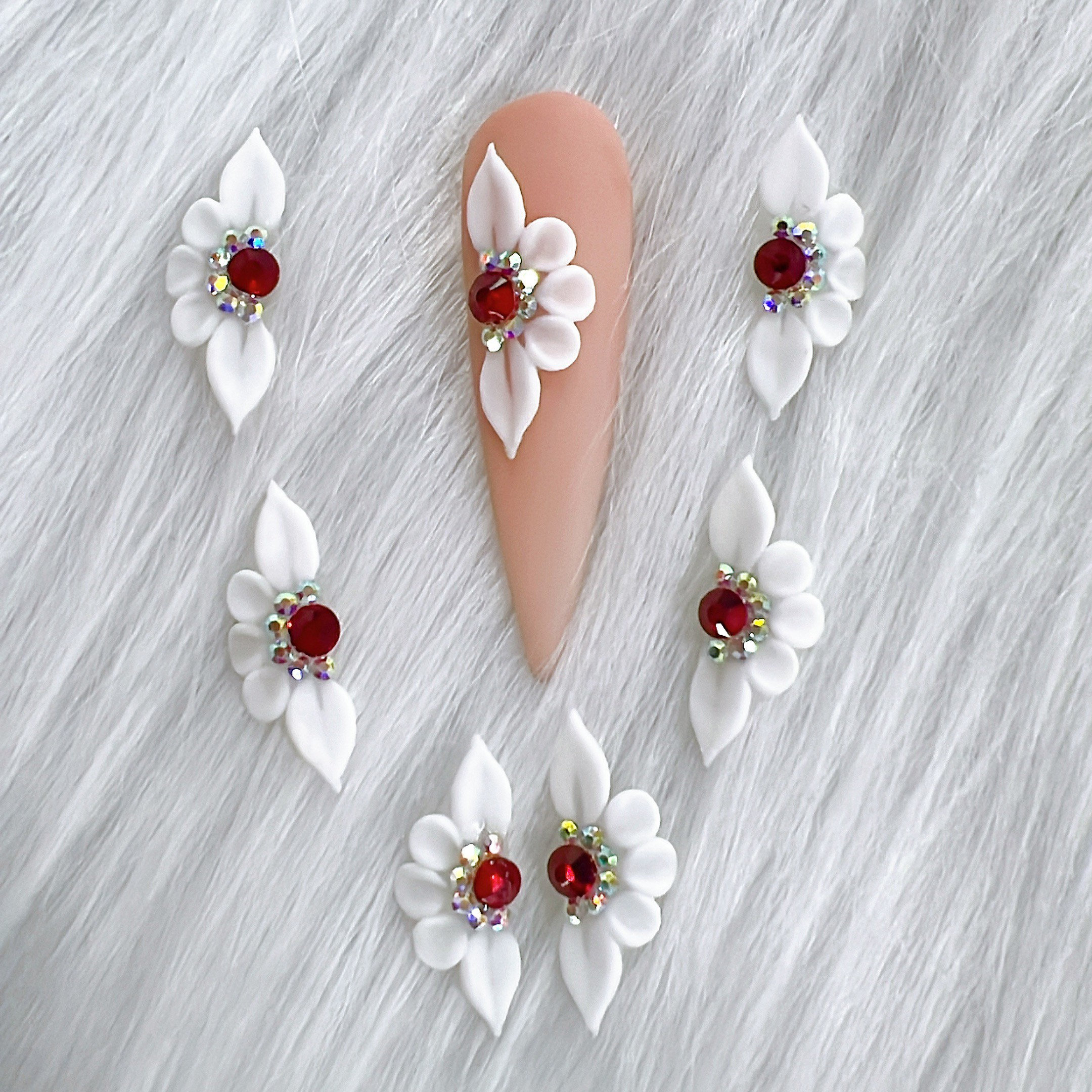 PLAIN HANDMADE 3D WHITE Acrylic Flowers XL Petal nail charms
