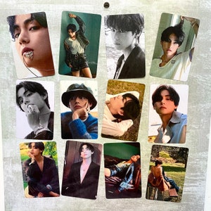 BTS V Taehyung Vogue Korea Magazine 2022 metallic shimmer hologram photocards