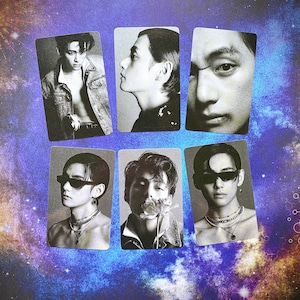 BTS V Taehyung Elle Korea Magazine 2023 metallic shimmer hologram photocards