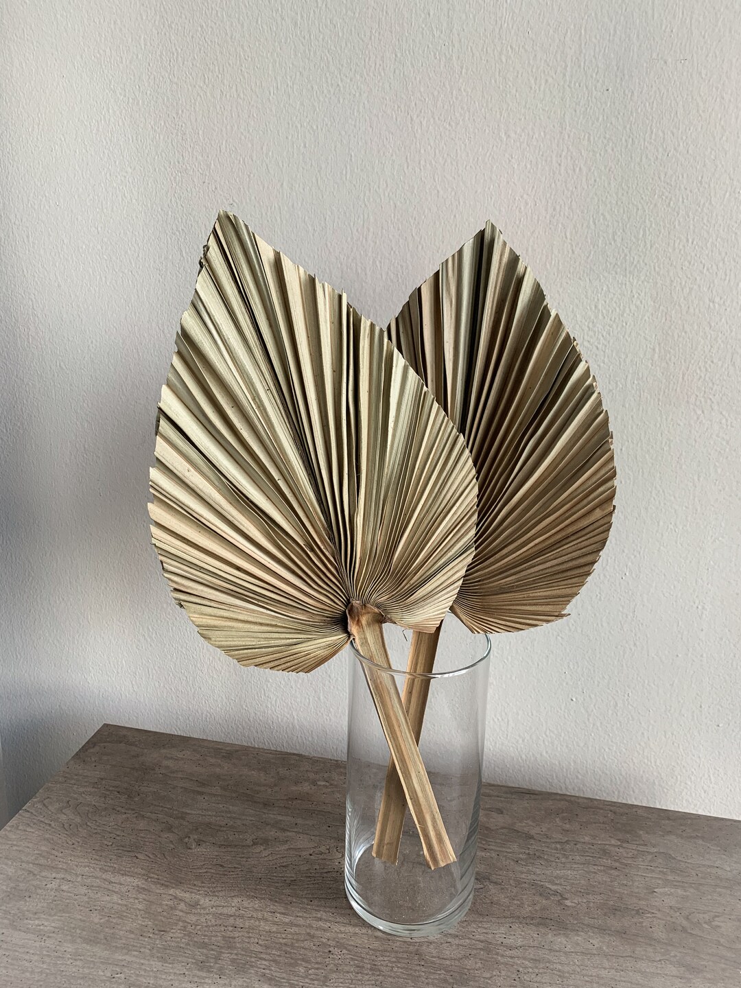dried-palm-leaves-boho-wedding-decor-palm-spears-beach-wedding-florals