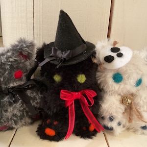 Mystery blind bag Halloween cat crochet plush