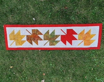 Maple Leaf Autumn Table Runner