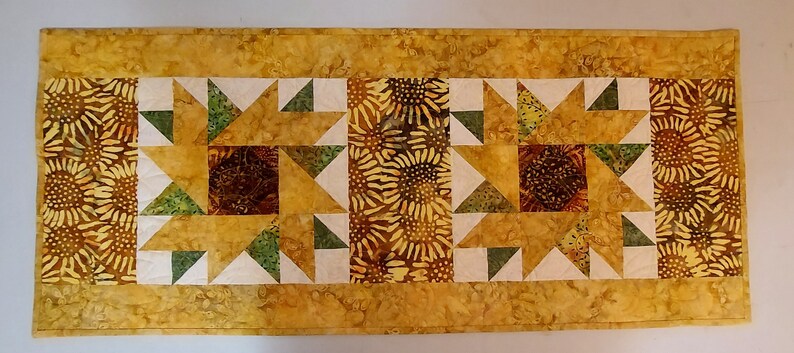 Sunflower Table Runner - Etsy