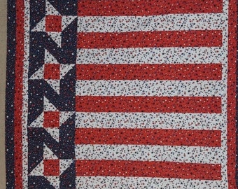 PATRIOTIC Seasonal Wall Hanging