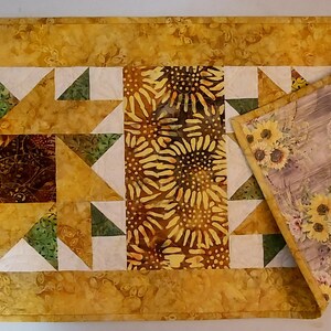 Sunflower Table Runner - Etsy