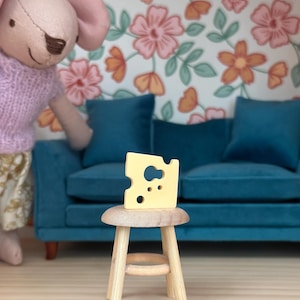 Miniature Little Cheese, dollhouse miniature, dollhouse accessories and dollhouse decorations